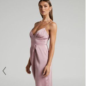 NWT Showpo Prom/Formal Maxi Dress - pale pink - size 4